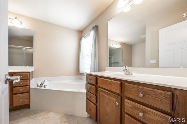 1411 Sauk Trail, O'fallon, IL 62269