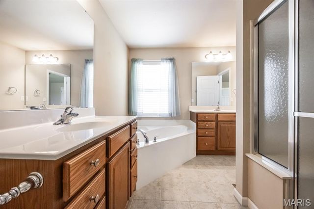 1411 Sauk Trail, O'fallon, IL 62269