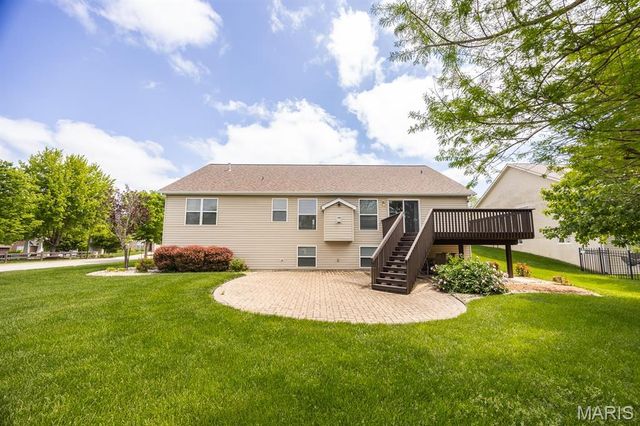 1411 Sauk Trail, O'fallon, IL 62269