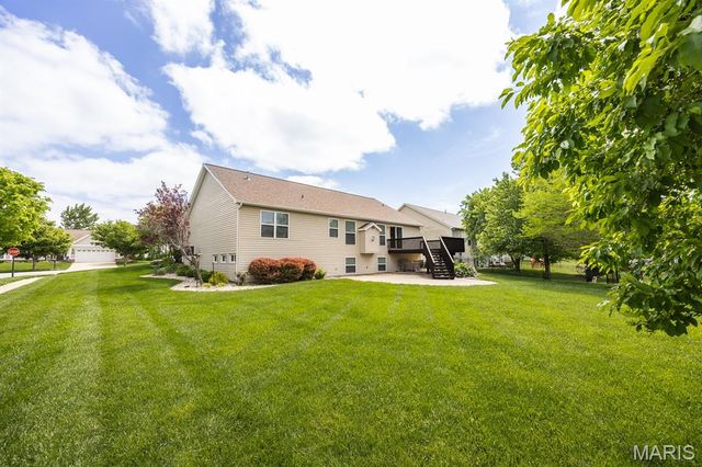 1411 Sauk Trail, O'fallon, IL 62269