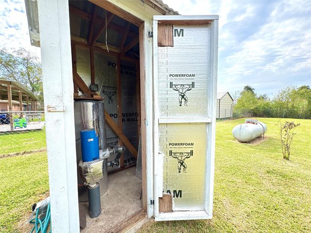 135 Janice Street, Bay City, TX 77414