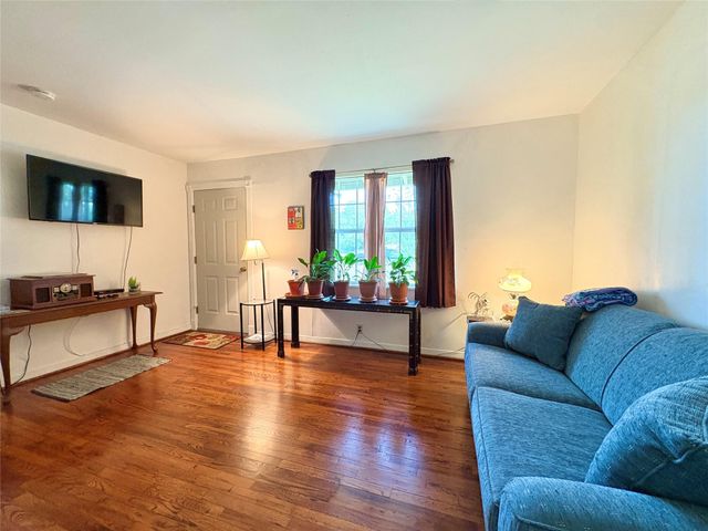 135 Janice Street, Bay City, TX 77414