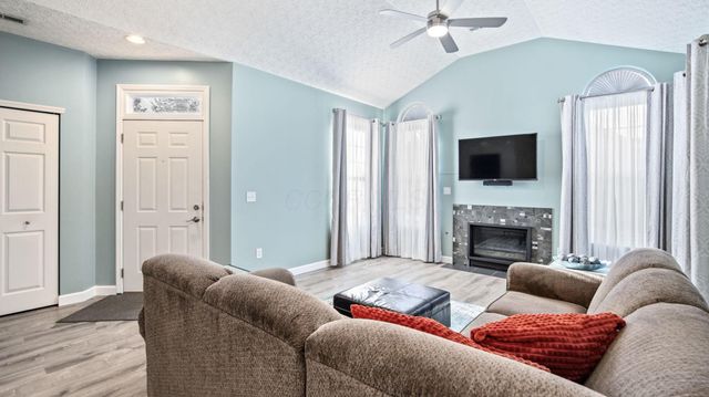 3669 Stoneway Point, Powell, OH 43065