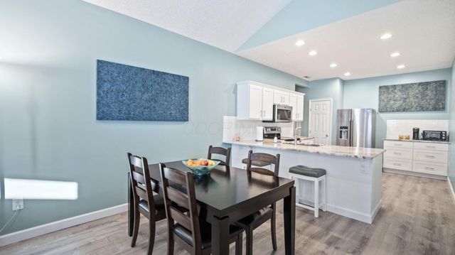 3669 Stoneway Point, Powell, OH 43065