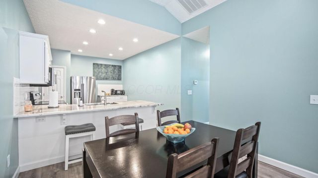 3669 Stoneway Point, Powell, OH 43065