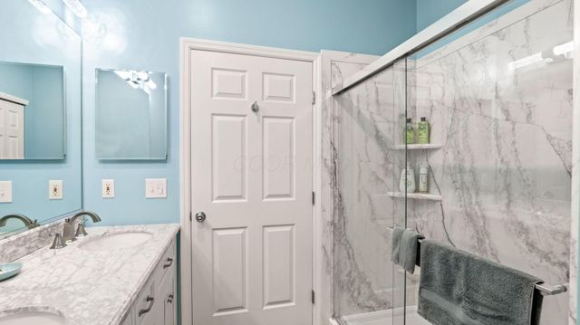 3669 Stoneway Point, Powell, OH 43065