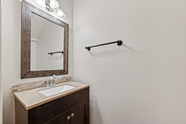 3815 Kristin Lee Lane, Houston, TX 77014
