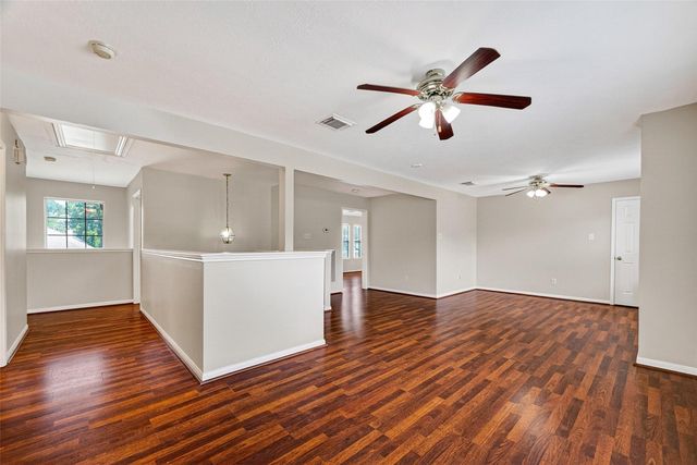 3815 Kristin Lee Lane, Houston, TX 77014