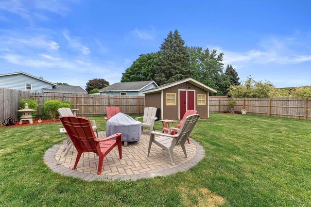 1525 Prairie DRIVE, Racine, WI 53406