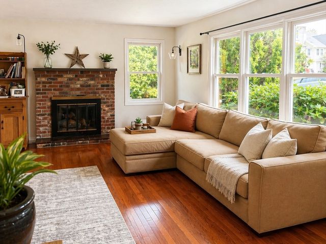 4 Westview Ter 4, Natick, MA 01760