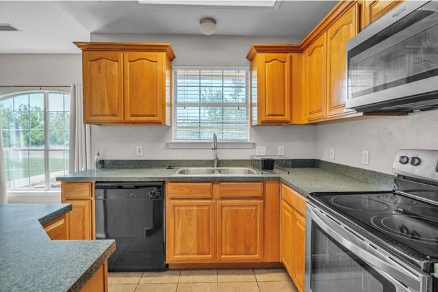 105 Maple Ave, Coahoma, TX 79511