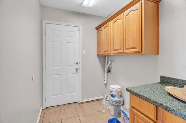 105 Maple Ave, Coahoma, TX 79511