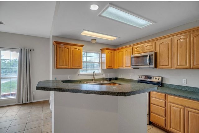 105 Maple Ave, Coahoma, TX 79511