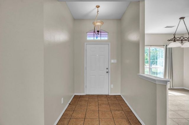 105 Maple Ave, Coahoma, TX 79511