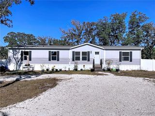 6723 S Redbird Avenue, Lecanto, FL 34461