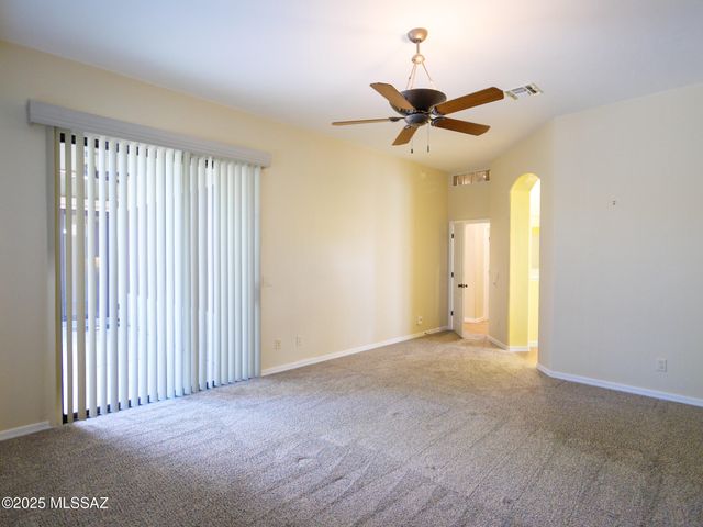 13065 N High Hawk Drive, Marana, AZ 85658