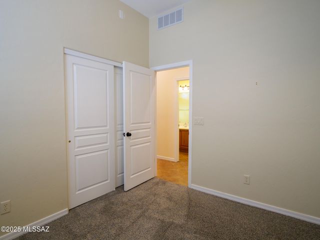 13065 N High Hawk Drive, Marana, AZ 85658