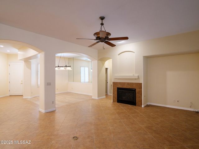 13065 N High Hawk Drive, Marana, AZ 85658