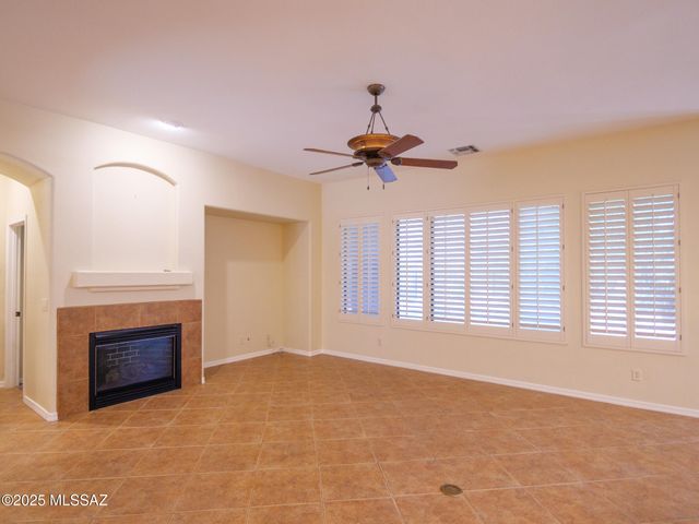 13065 N High Hawk Drive, Marana, AZ 85658