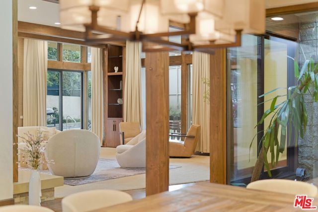 17424 Cumpston Street, Encino (los Angeles), CA 91316