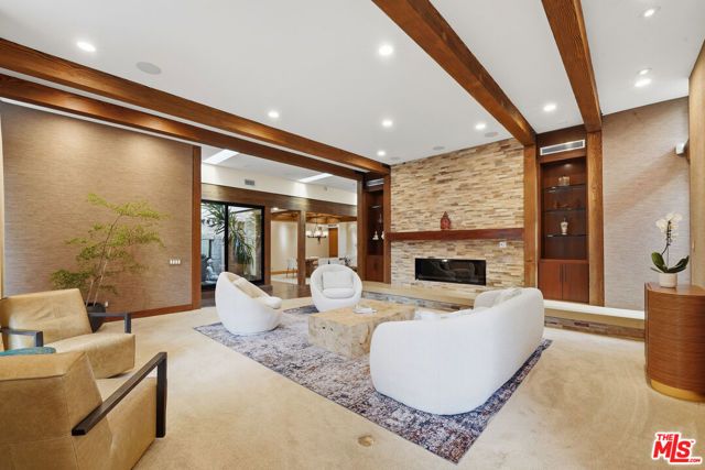 17424 Cumpston Street, Encino (los Angeles), CA 91316