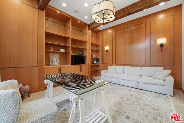 17424 Cumpston Street, Encino (los Angeles), CA 91316