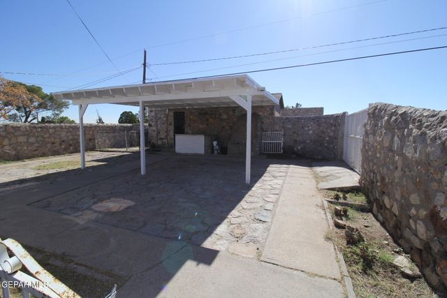 3200 RICHMOND Avenue, El Paso, TX 79930