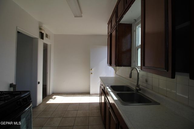 3200 RICHMOND Avenue, El Paso, TX 79930