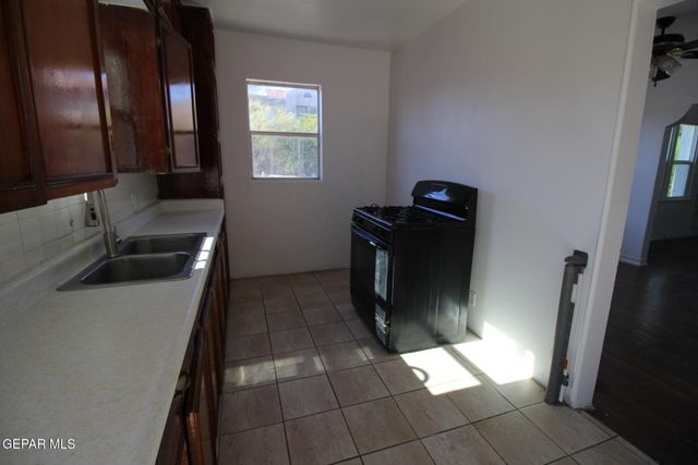 3200 RICHMOND Avenue, El Paso, TX 79930