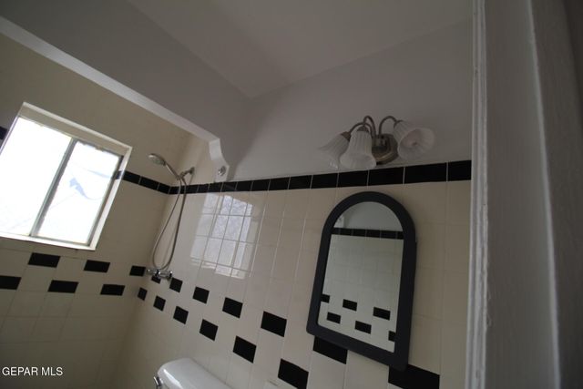 3200 RICHMOND Avenue, El Paso, TX 79930