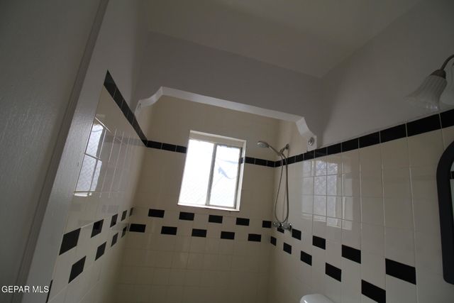 3200 RICHMOND Avenue, El Paso, TX 79930