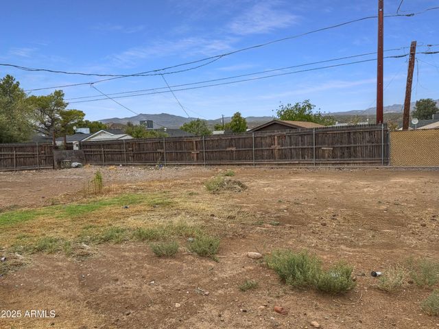 305 W Fairhaven Road, Kearny, AZ 85137