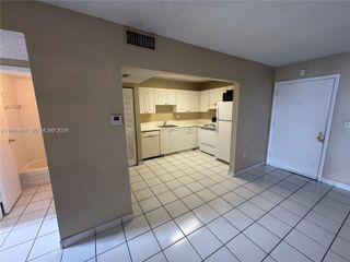 5100 SW 41st St PH1, Pembroke Park, FL 33023