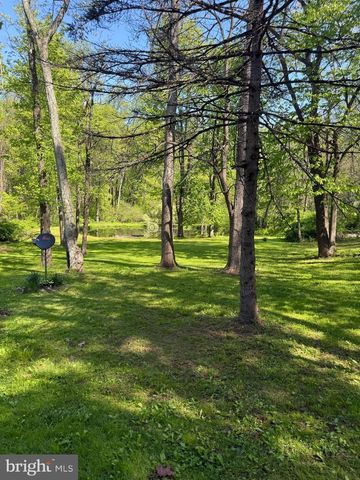 27 DOE RIDGE DR, Fleetwood, PA 19522