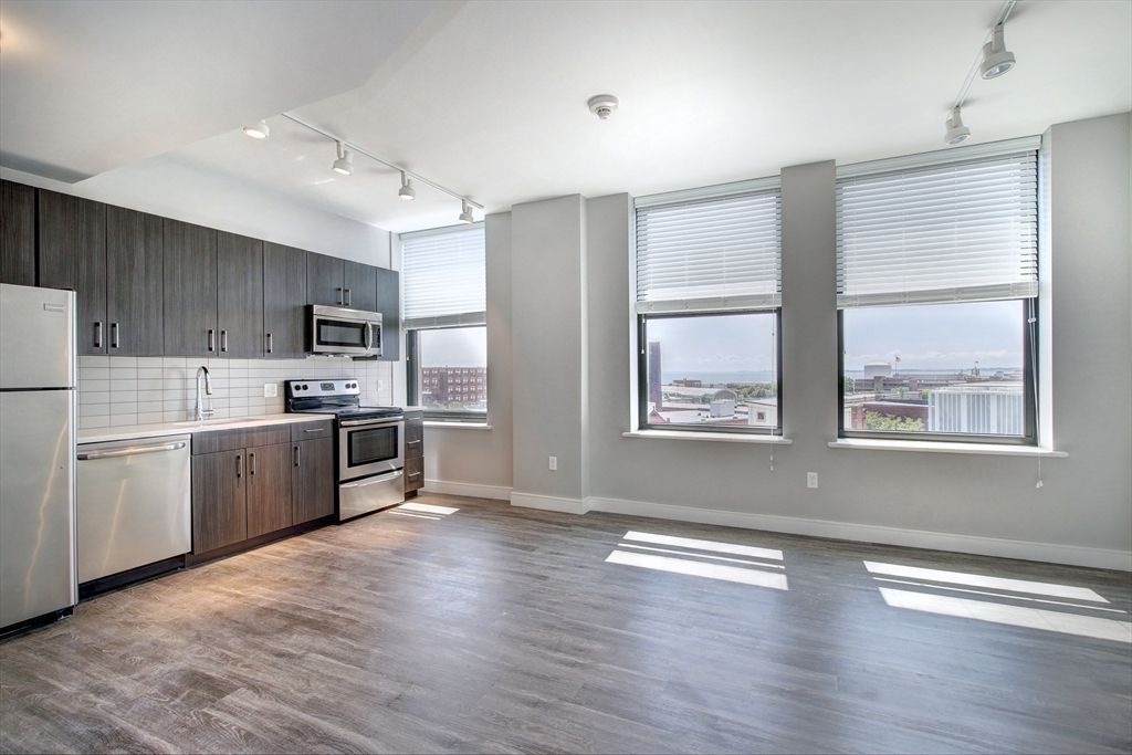 23 Central Ave 807, Lynn, MA 01901