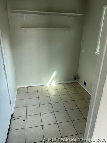 1821 W Archer Street, Tulsa, OK 74127