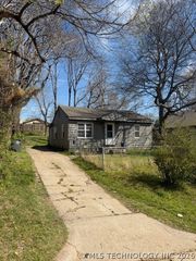 1821 W Archer Street, Tulsa, OK 74127