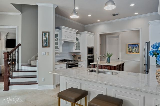 102 Chesterton Court, Bossier City, LA 71111