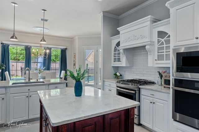 102 Chesterton Court, Bossier City, LA 71111