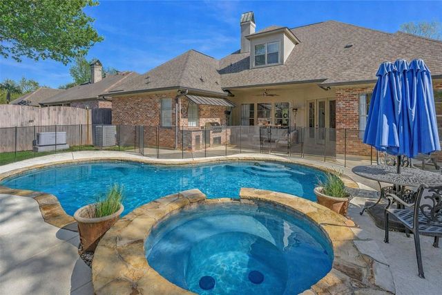 102 Chesterton Court, Bossier City, LA 71111