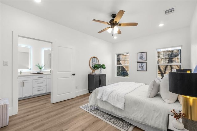 1125 E Humbolt Street, Fort Worth, TX 76104