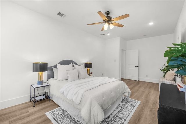 1125 E Humbolt Street, Fort Worth, TX 76104