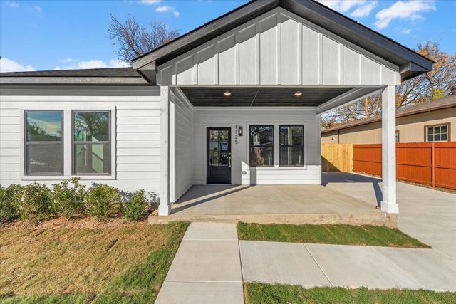 1125 E Humbolt Street, Fort Worth, TX 76104