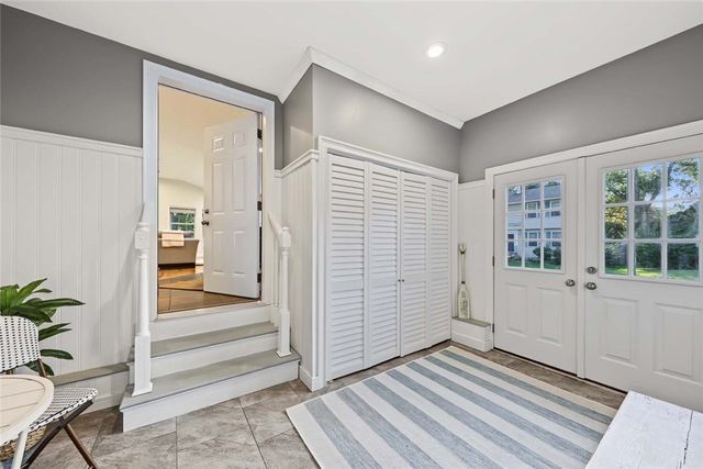 23 Shadbush Trail, Narragansett, RI 02874
