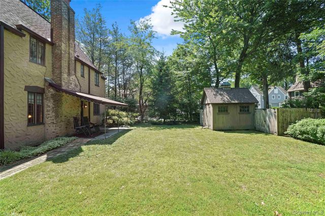 13 Craven Lane, White Plains, NY 10605