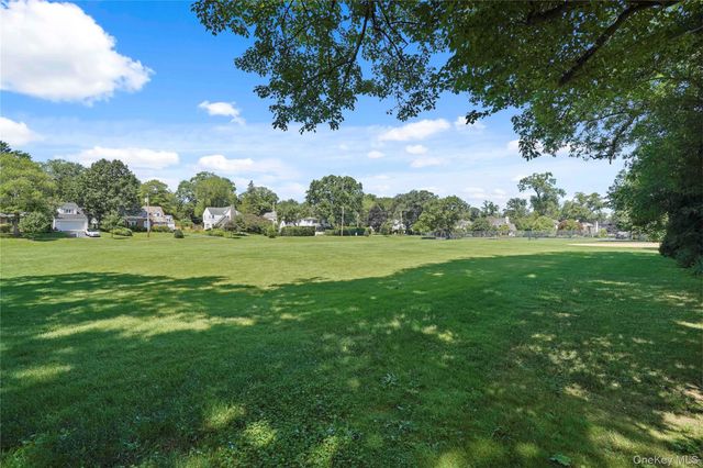 13 Craven Lane, White Plains, NY 10605
