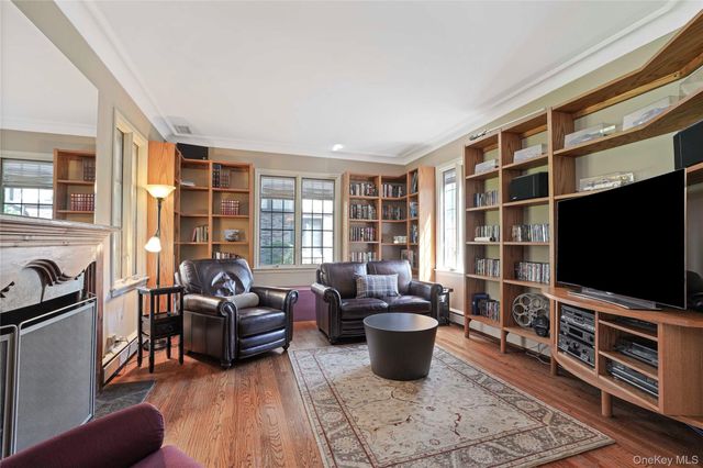 13 Craven Lane, White Plains, NY 10605