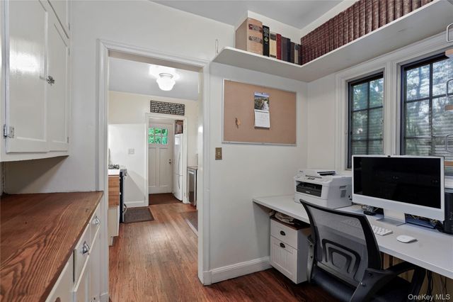 13 Craven Lane, White Plains, NY 10605