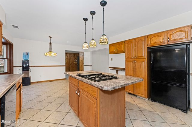 37 Deer Cliff Road, New Scotland, NY 12186