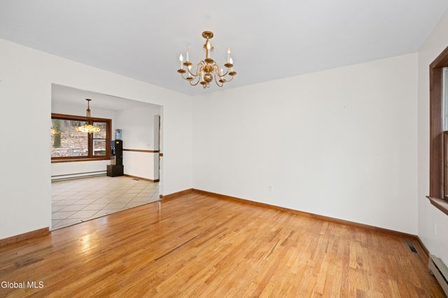 37 Deer Cliff Road, New Scotland, NY 12186